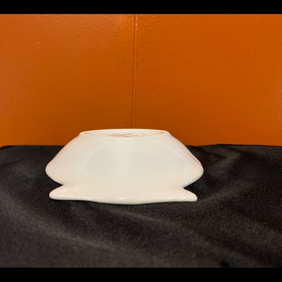 Bright White China Shell-Shaped Dish - Picture 8 of 14